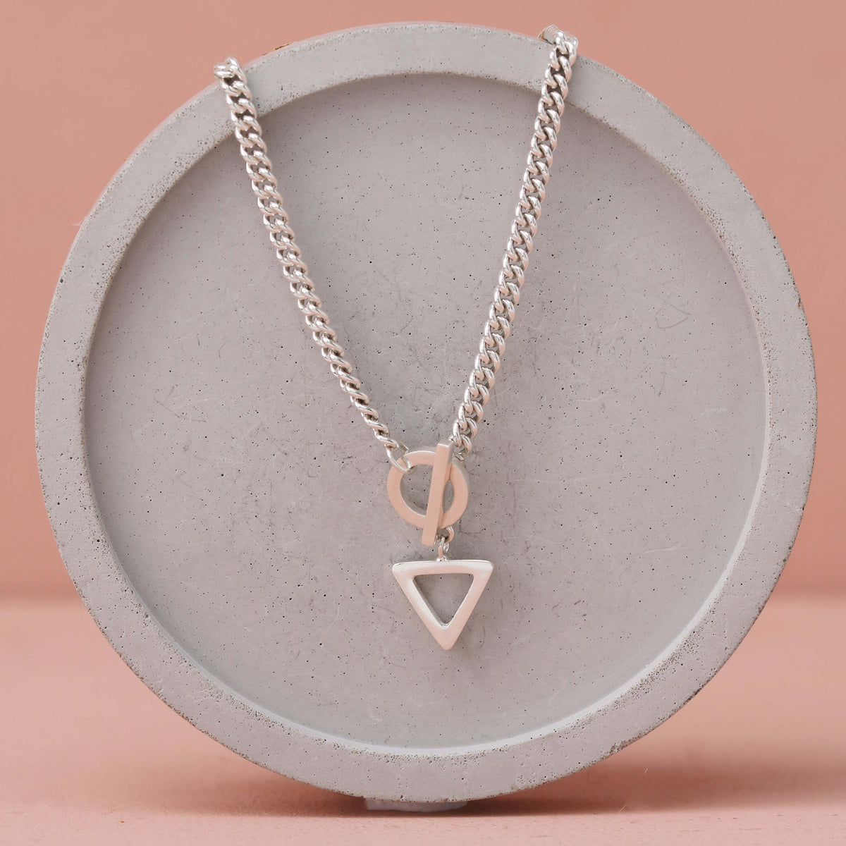 Triangle necklace silver