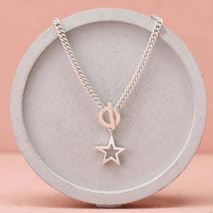 Star toggle chain necklace