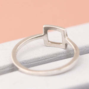 Everyday square ring